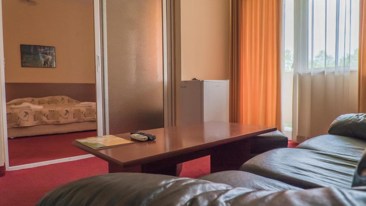 Park Hotel Persey Varna Ngoại thất bức ảnh