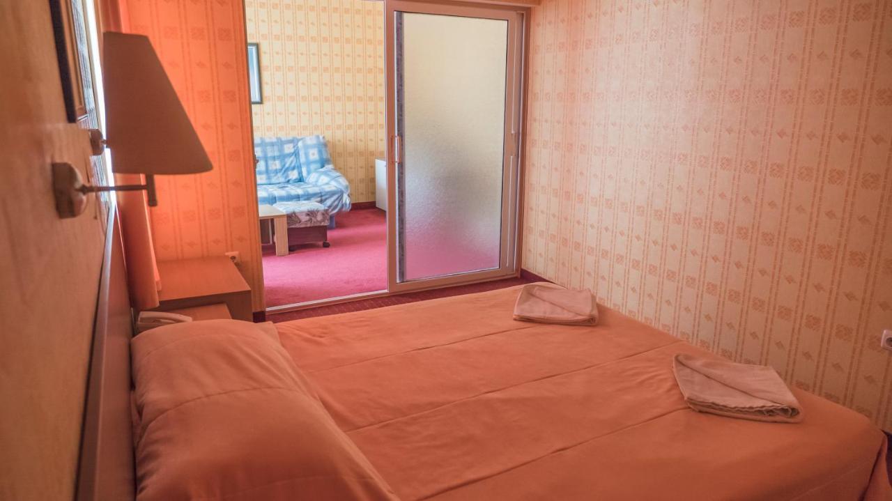 Park Hotel Persey Varna Ngoại thất bức ảnh